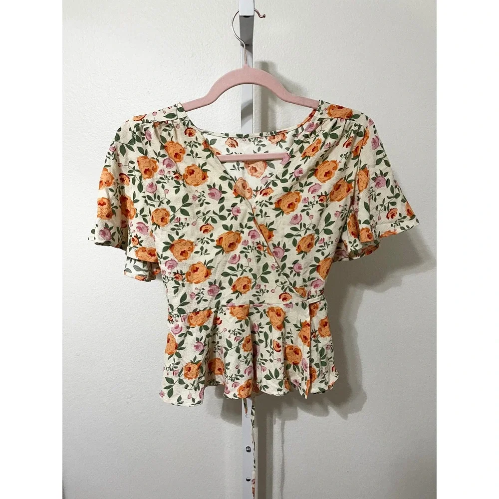 NWT Cupshe Boho Floral Blouse Small Short Sleeve - Picture 2 of 6